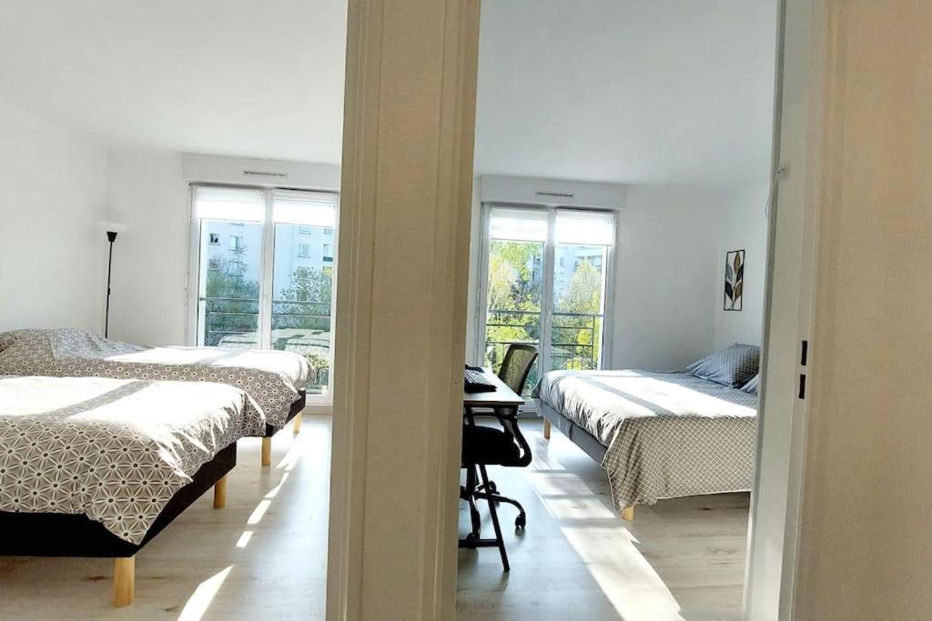 Cosy Home 2, 2 Chambres, 6 Personnes, 3 Min Gare, Parking Cergy Eksteriør billede