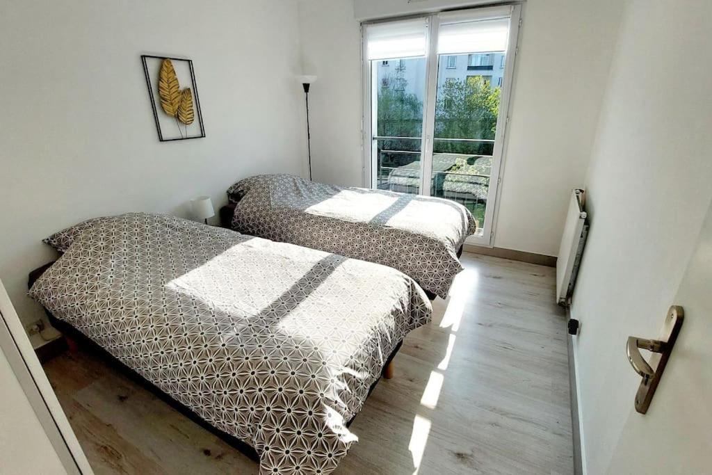 Cosy Home 2, 2 Chambres, 6 Personnes, 3 Min Gare, Parking Cergy Eksteriør billede